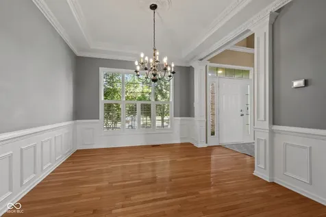 10983 Parkland Court Fishers IN 46037