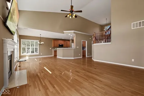 10983 Parkland Court Fishers IN 46037