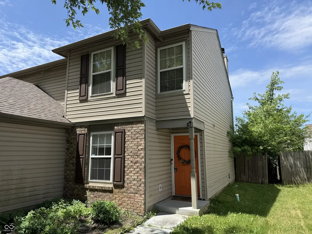 2328 Rostock Court Indianapolis IN 46229