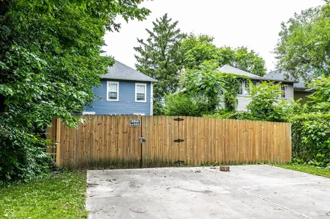 3047 N New Jersey Street Indianapolis IN 46205