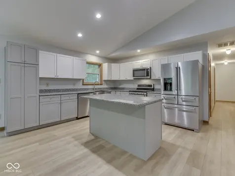 6477 Black Bear Drive Nineveh IN 46164