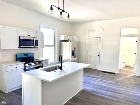 1337 Barth Avenue Indianapolis IN 46203