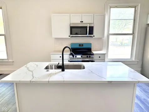 1337 Barth Avenue Indianapolis IN 46203