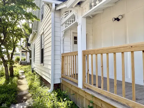 1337 Barth Avenue Indianapolis IN 46203