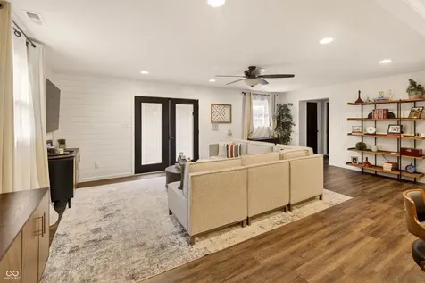 670 Griffith Road Greenwood IN 46143