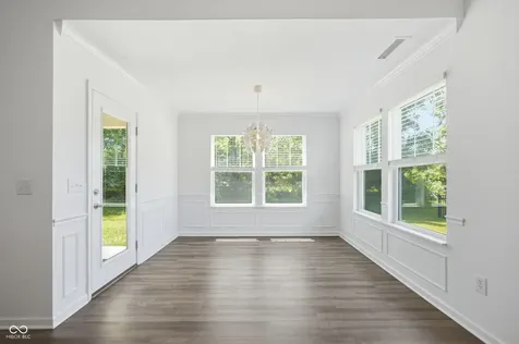 5551 W Turnbuckle Place Mccordsville IN 46055