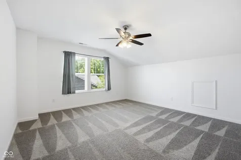 5551 W Turnbuckle Place Mccordsville IN 46055