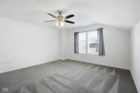 5551 W Turnbuckle Place Mccordsville IN 46055