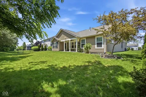 5551 W Turnbuckle Place Mccordsville IN 46055