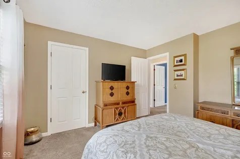 10994 Wharton Fishers IN 46038