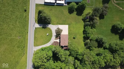 2071 W 200 N Greenfield IN 46140