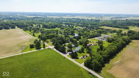 2071 W 200 N Greenfield IN 46140