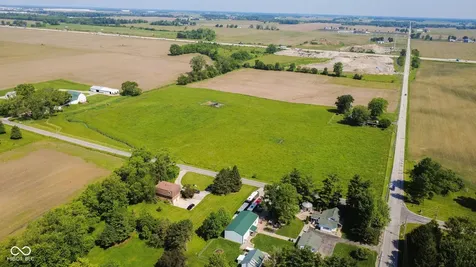 2071 W 200 N Greenfield IN 46140