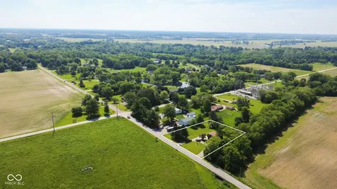 2071 W 200 N Greenfield IN 46140