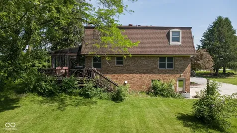 2071 W 200 N Greenfield IN 46140