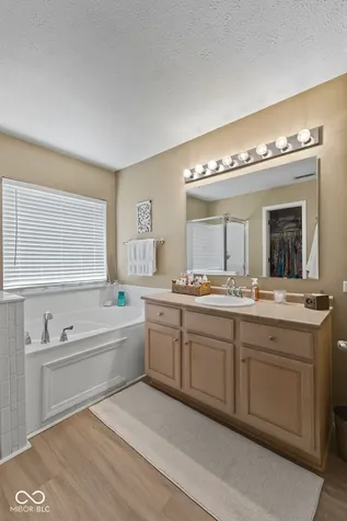 5881 Lost Oaks Drive Carmel IN 46033