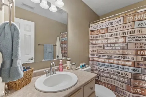 5881 Lost Oaks Drive Carmel IN 46033