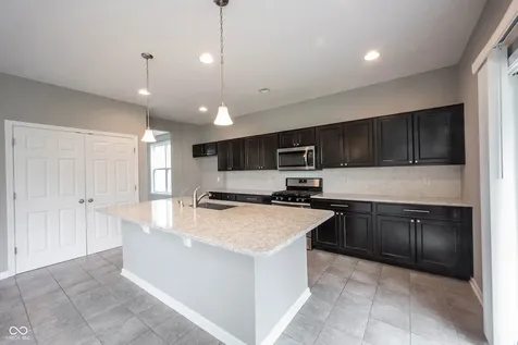 5781 Waterstone Way Whitestown IN 46075