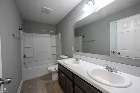 5781 Waterstone Way Whitestown IN 46075