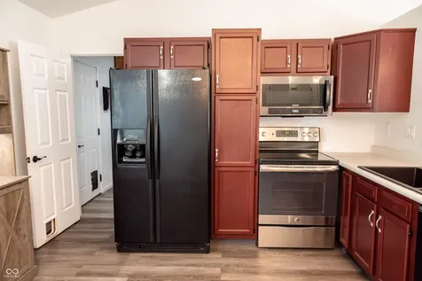 7765 Connie Drive Indianapolis IN 46237