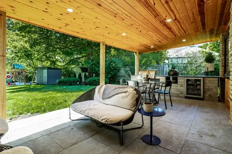 8111 N Meridian Street Indianapolis IN 46260