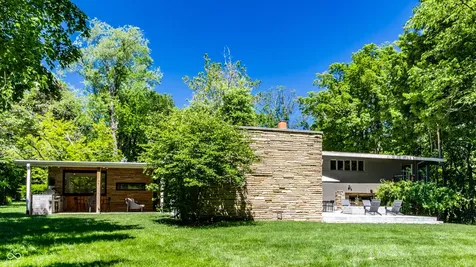 8111 N Meridian Street Indianapolis IN 46260