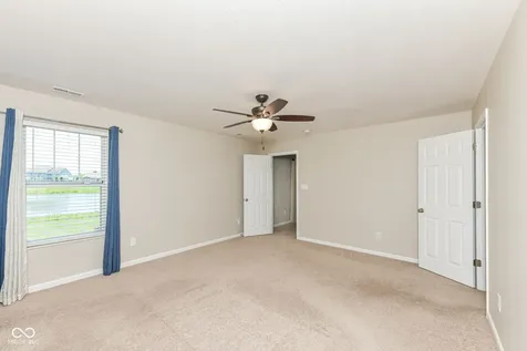 8611 Fawn Way Mccordsville IN 46055