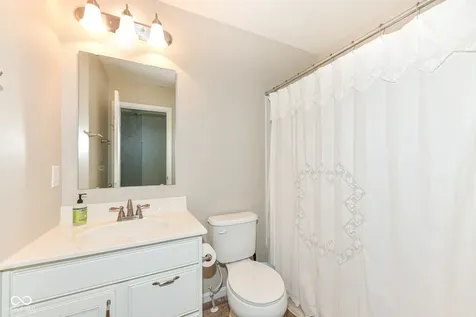 8611 Fawn Way Mccordsville IN 46055