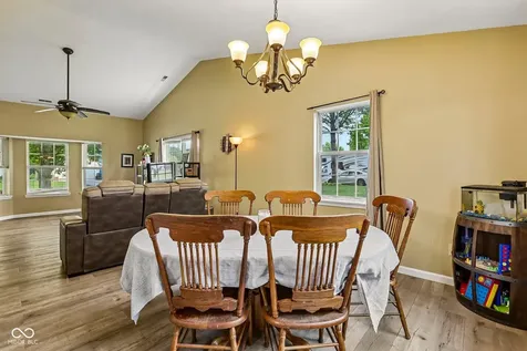 102 Westview Place Bargersville IN 46106