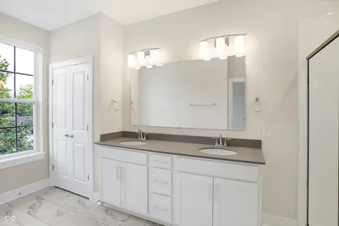 526 Gilder Drive Carmel IN 46032