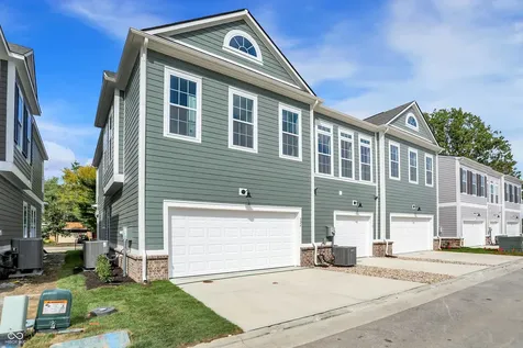 526 Gilder Drive Carmel IN 46032