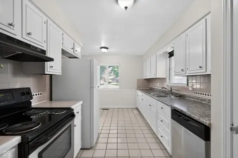 9441 Gemini Drive Indianapolis IN 46229