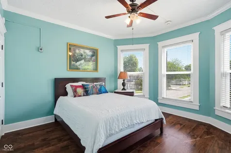 515 S 10th Street Noblesville IN 46060