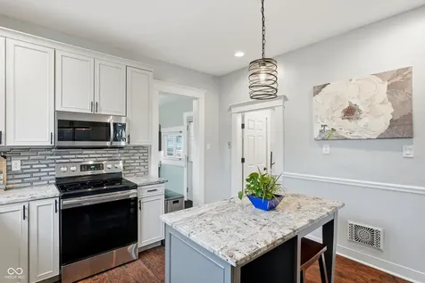 515 S 10th Street Noblesville IN 46060
