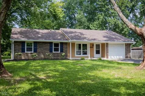 8032 Chiltern Drive Indianapolis IN 46268