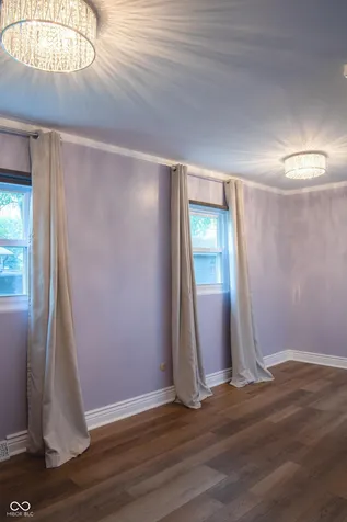 8032 Chiltern Drive Indianapolis IN 46268