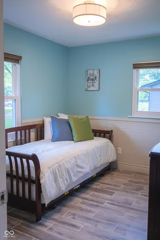 8032 Chiltern Drive Indianapolis IN 46268