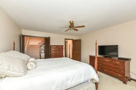524 Conner Creek Drive Fishers IN 46038