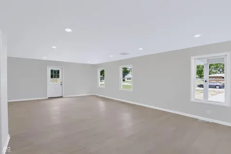 109 W Johnson Street Fairland IN 46126