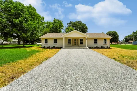 109 W Johnson Street Fairland IN 46126