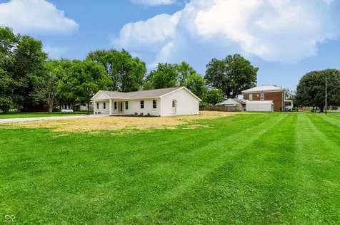 109 W Johnson Street Fairland IN 46126