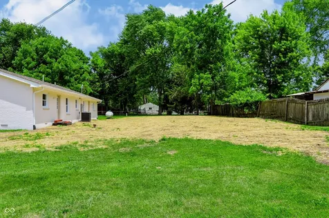109 W Johnson Street Fairland IN 46126
