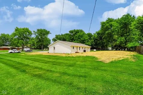 109 W Johnson Street Fairland IN 46126