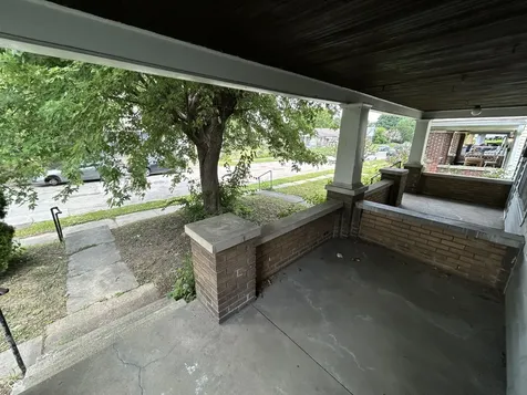 821 N Bradley Avenue Indianapolis IN 46201