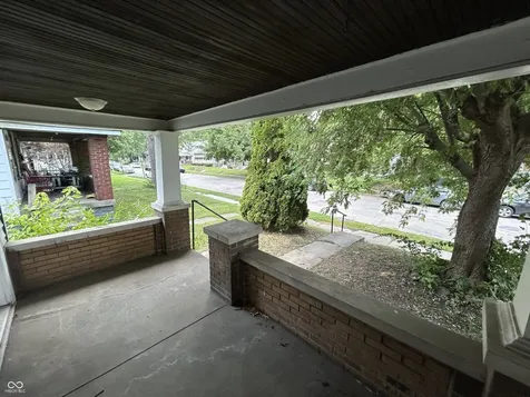 821 N Bradley Avenue Indianapolis IN 46201