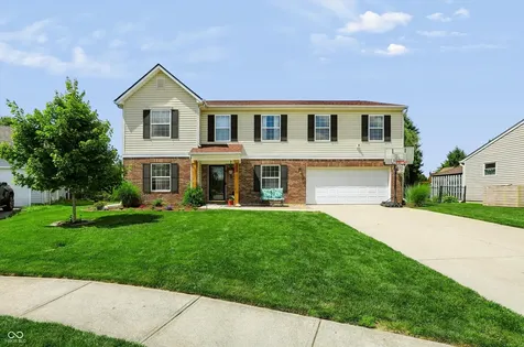 6808 Harriet Drive Indianapolis IN 46237