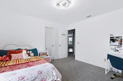 6808 Harriet Drive Indianapolis IN 46237