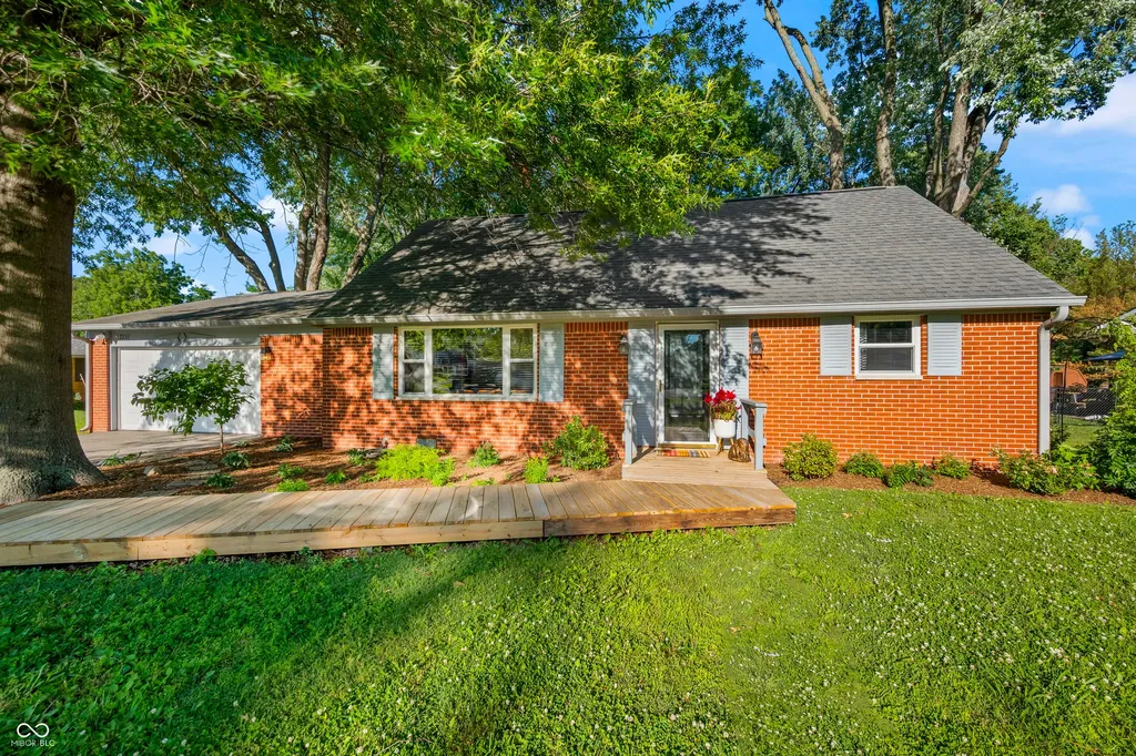 7151 Lindenwood Drive Indianapolis IN 46227