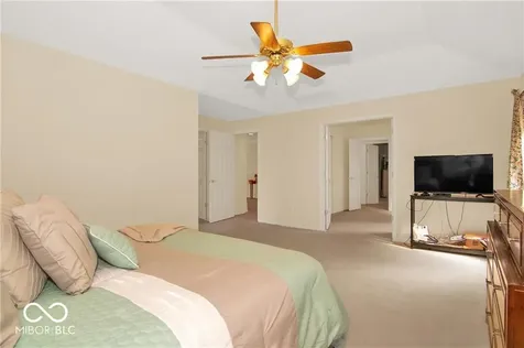 14125 Warbler Way N Carmel IN 46033