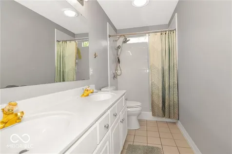 14125 Warbler Way N Carmel IN 46033